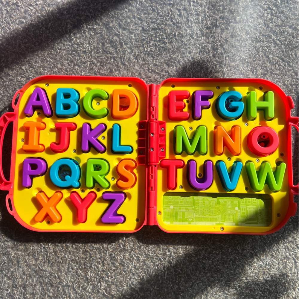 Sesame Street On the Go Letters Numbers Elmo & Cookie Monster Take along Cases - Picture 3 of 9